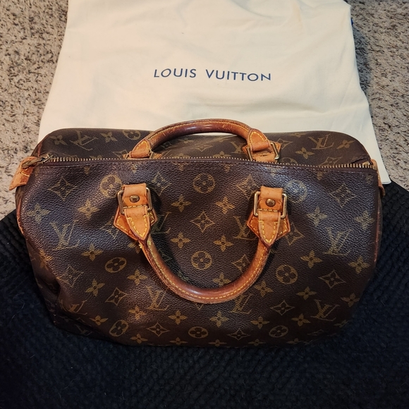 FLASH SALE - LV Classic Speedy 30 - Picture 3 of 15